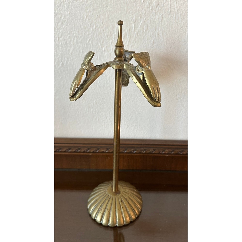 Vtg Brass Victorian Hand Clip Photo Holder Rotating Carousel Display Stand 11.5